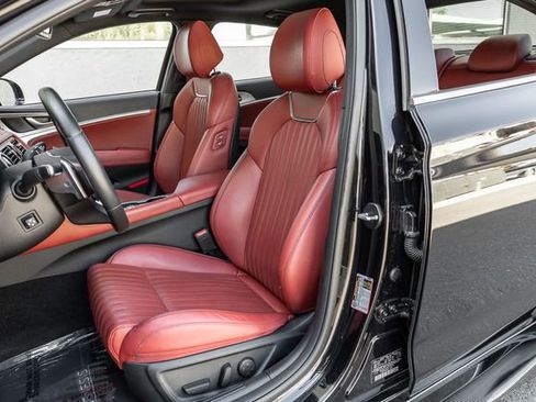 Used 2023 Genesis G70 2.0T w/ Sport Prestige Package image 11