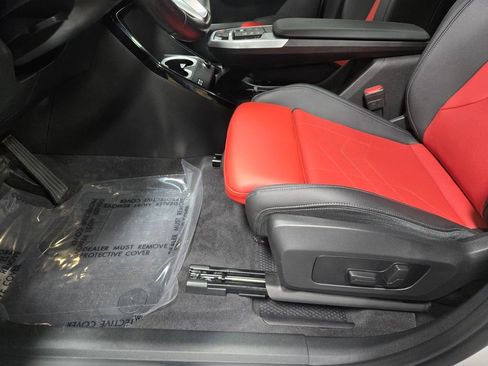 Used 2023 BMW X1 xDrive28i w/ Convenience Package image 12