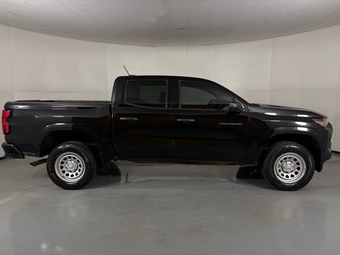Used 2023 Chevrolet Colorado W/T RWD image 11