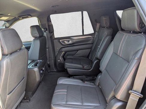 Used 2022 Chevrolet Tahoe RST w/ Luxury Package AWD/4WD image 13