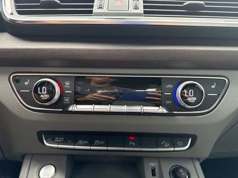 Used 2023 Audi Q5 2.0T Premium Plus AWD/4WD image 25