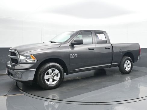 Used 2024 RAM 1500 Classic SLT image 2