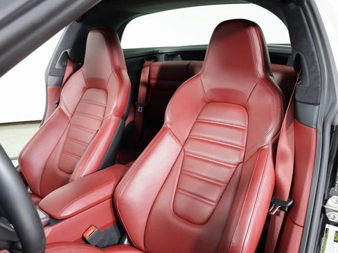 Certified 2021 Porsche 911 Targa 4S image 9