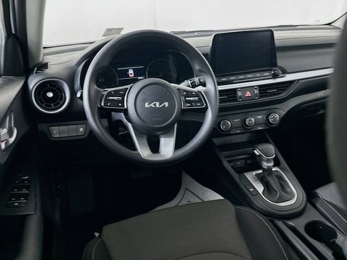 Used 2024 Kia Forte LXS image 17