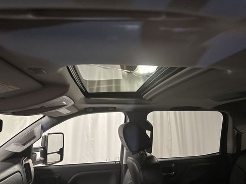 Used 2018 GMC Sierra 2500 Denali w/ Duramax Plus Package image 31