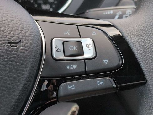 Used 2021 Volkswagen Tiguan S FWD image 25