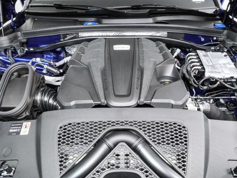 New 2026 Porsche Macan S AWD/4WD image 40