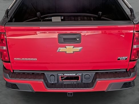 Used 2016 Chevrolet Colorado Z71 AWD/4WD image 11