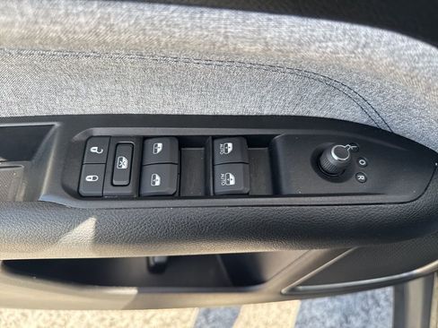 Used 2022 Jeep Compass Latitude image 21