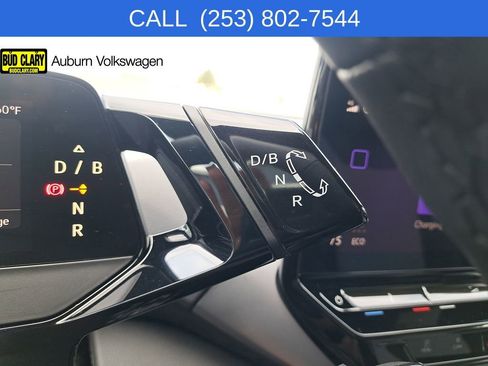 Used 2024 Volkswagen ID.4 2WD image 22