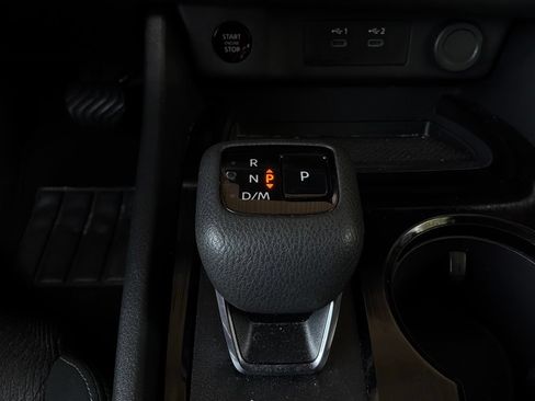 Used 2025 Nissan Rogue SV FWD image 23