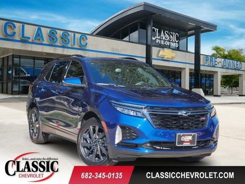 Used 2023 Chevrolet Equinox RS image 1