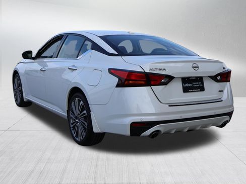 Used 2023 Nissan Altima 2.5 SL AWD/4WD image 4