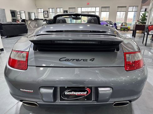 Used 2006 Porsche 911 Carrera 4 AWD/4WD image 8