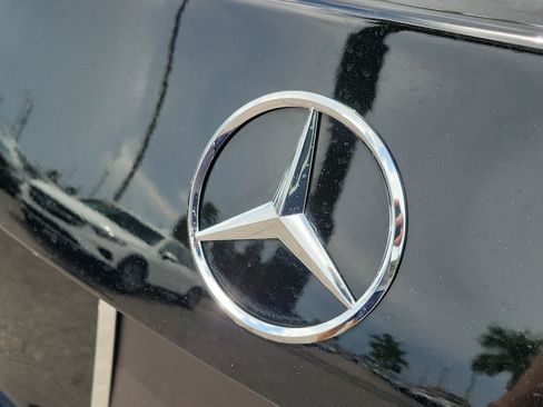 Used 2023 Mercedes-Benz C 300 Sedan image 7
