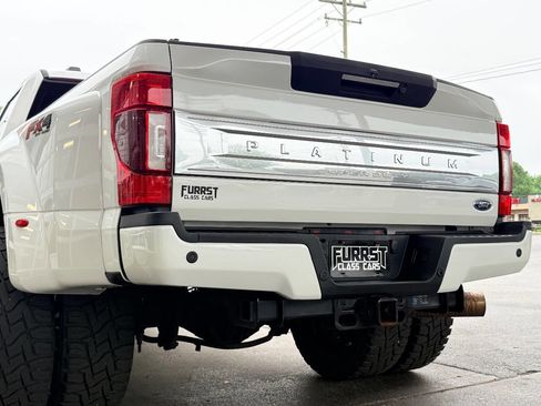 Used 2022 Ford F450 Platinum w/ FX4 Off-Road Package AWD/4WD image 8