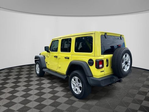Used 2023 Jeep Wrangler Unlimited Sport w/ Sun And Sound Package AWD/4WD image 3