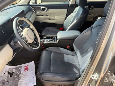 Certified 2024 Kia Sorento SX Prestige AWD/4WD image 1