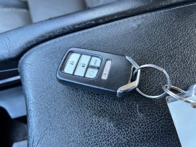 Used 2017 Honda Civic EX-L image 29
