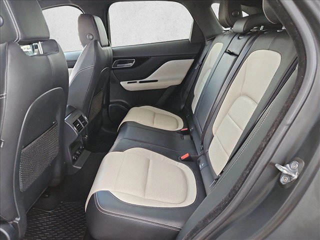 Used 2018 Jaguar F-PACE R-Sport AWD/4WD image 15