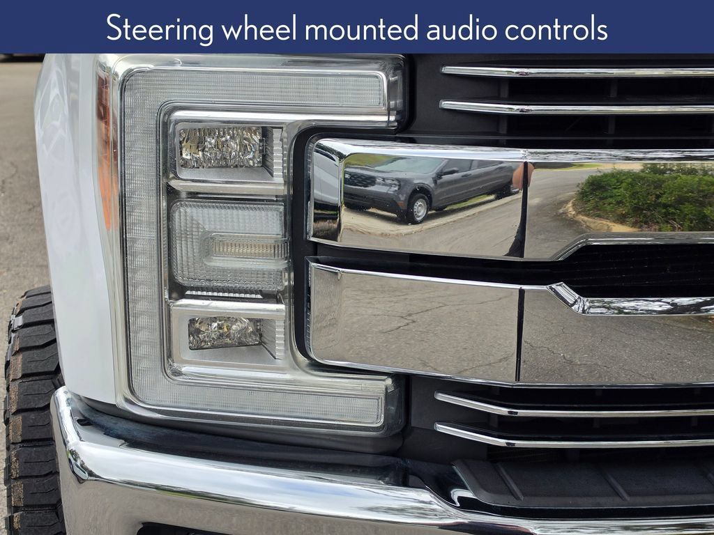 Used 2017 Ford F350 Lariat w/ Lariat Ultimate Package AWD/4WD image 14