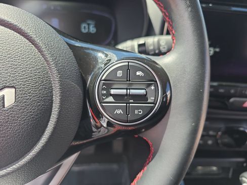 Used 2023 Kia Soul GT-Line FWD image 18
