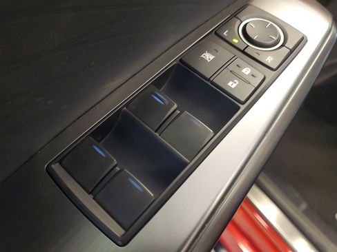 Used 2023 Lexus IS 500 image 25