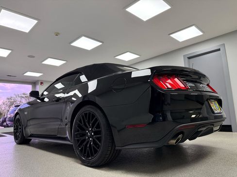 Used 2017 Ford Mustang GT Premium w/ GT Performance Package image 6