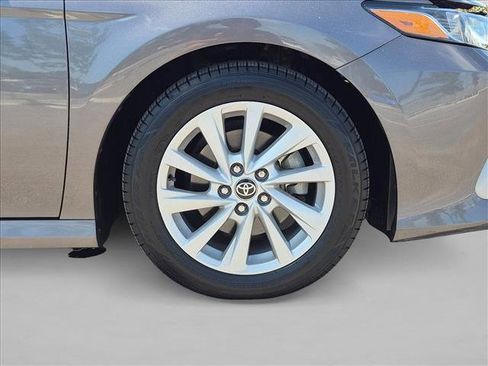 Used 2023 Toyota Camry LE w/ Convenience Package FWD image 22