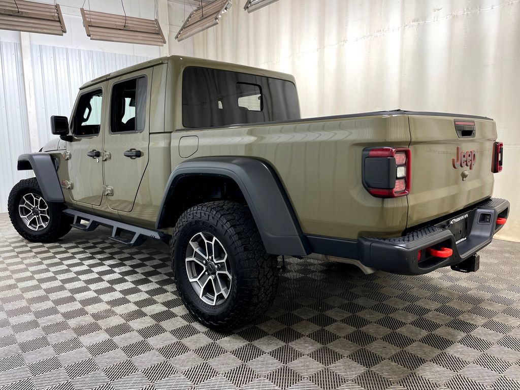 Used 2025 Jeep Gladiator Mojave w/ Safety Group AWD/4WD image 46
