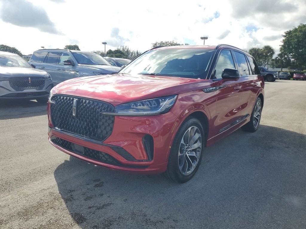 New 2025 Lincoln Aviator 2WD w/ Jet Appearance Package image 2