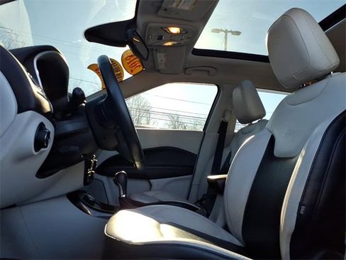 Certified 2018 Jeep Compass Limited w/ Navigation Group image 28