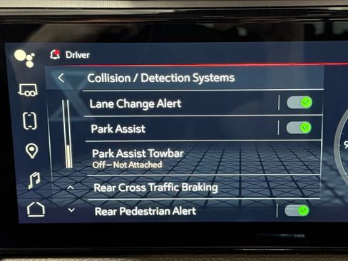 Used 2024 GMC Sierra 1500 Denali w/ Denali Reserve Package AWD/4WD image 30