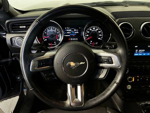 Used 2016 Ford Mustang Coupe w/ Equipment Group 051A RWD image 9