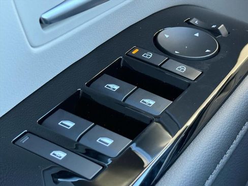 New 2026 Hyundai Tucson Limited image 16