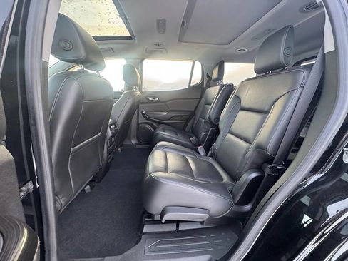 Used 2018 GMC Acadia SLT AWD/4WD image 14