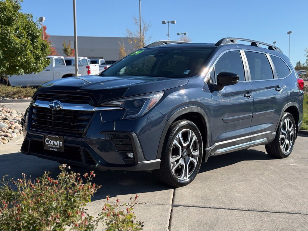 Used 2024 Subaru Ascent Limited w/ Technology Package AWD/4WD image 3