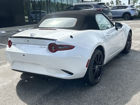 New 2025 MAZDA MX-5 Miata Club w/ Interior Package image 6