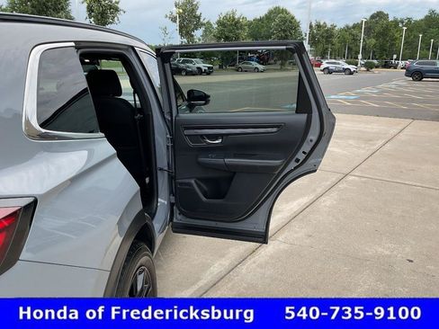 Used 2024 Honda CR-V Sport image 17