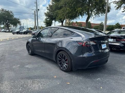 Used 2024 Tesla Model Y Performance AWD/4WD image 3