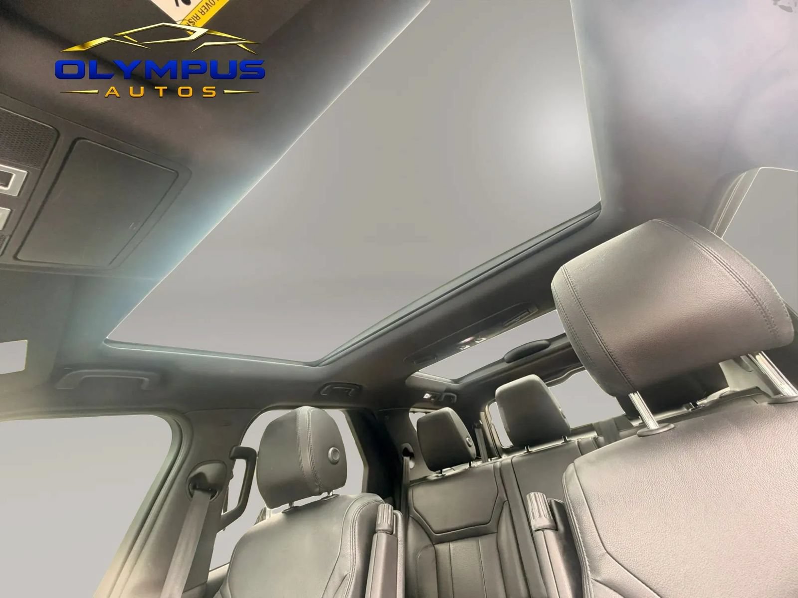 Used 2020 Land Rover Discovery Landmark AWD/4WD image 31
