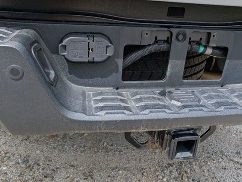 Used 2018 Toyota Tacoma Limited AWD/4WD image 24