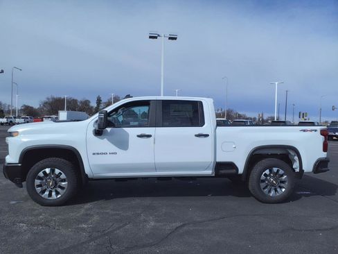New 2025 Chevrolet Silverado 2500 Custom w/ Custom Value Package image 6