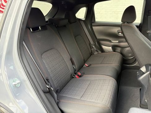 Used 2025 Honda HR-V Sport image 11