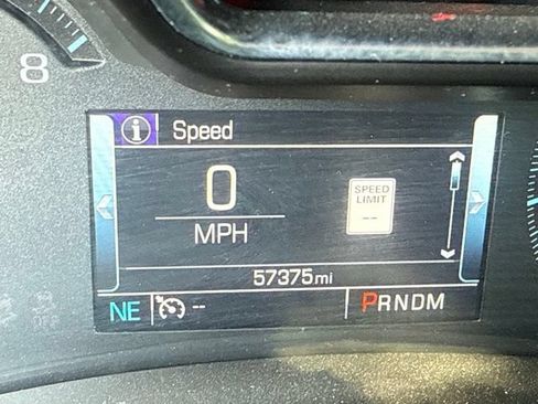 Used 2017 Chevrolet Impala Premier w/ Enhanced Convenience Package FWD image 9