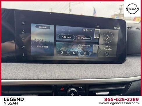 Certified 2025 Nissan Kicks SV AWD/4WD image 22