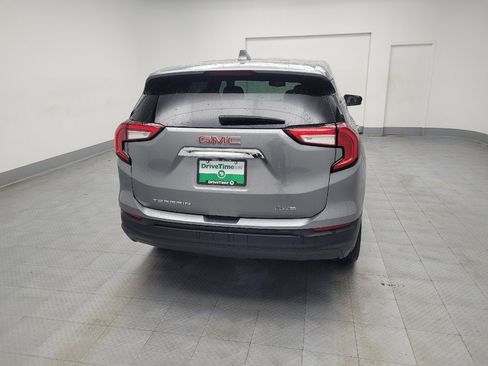 Used 2024 GMC Terrain SLE image 7