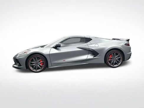 Used 2024 Chevrolet Corvette Stingray Coupe w/ Z51 Performance Package image 9