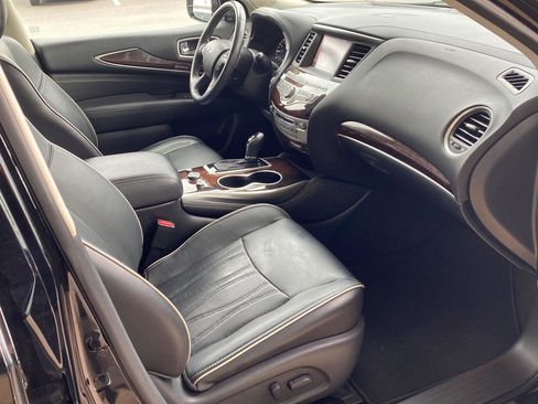 Used 2018 INFINITI QX60 Luxe w/ Deluxe Technology Package image 32