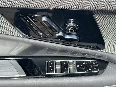 New 2026 Cadillac Optiq Sport 2 w/ LPO, Floor Liner Package AWD/4WD image 33